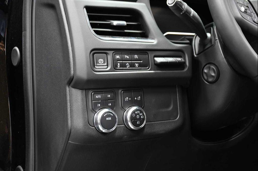 used 2024 GMC Yukon car, priced at $68,998