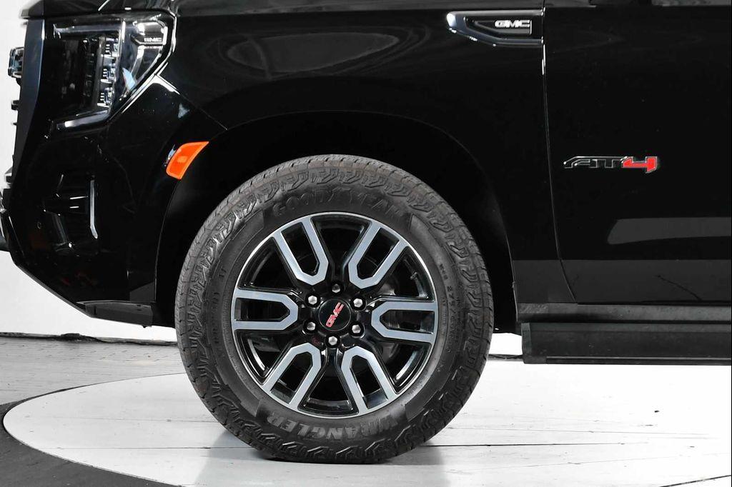 used 2024 GMC Yukon car, priced at $68,998