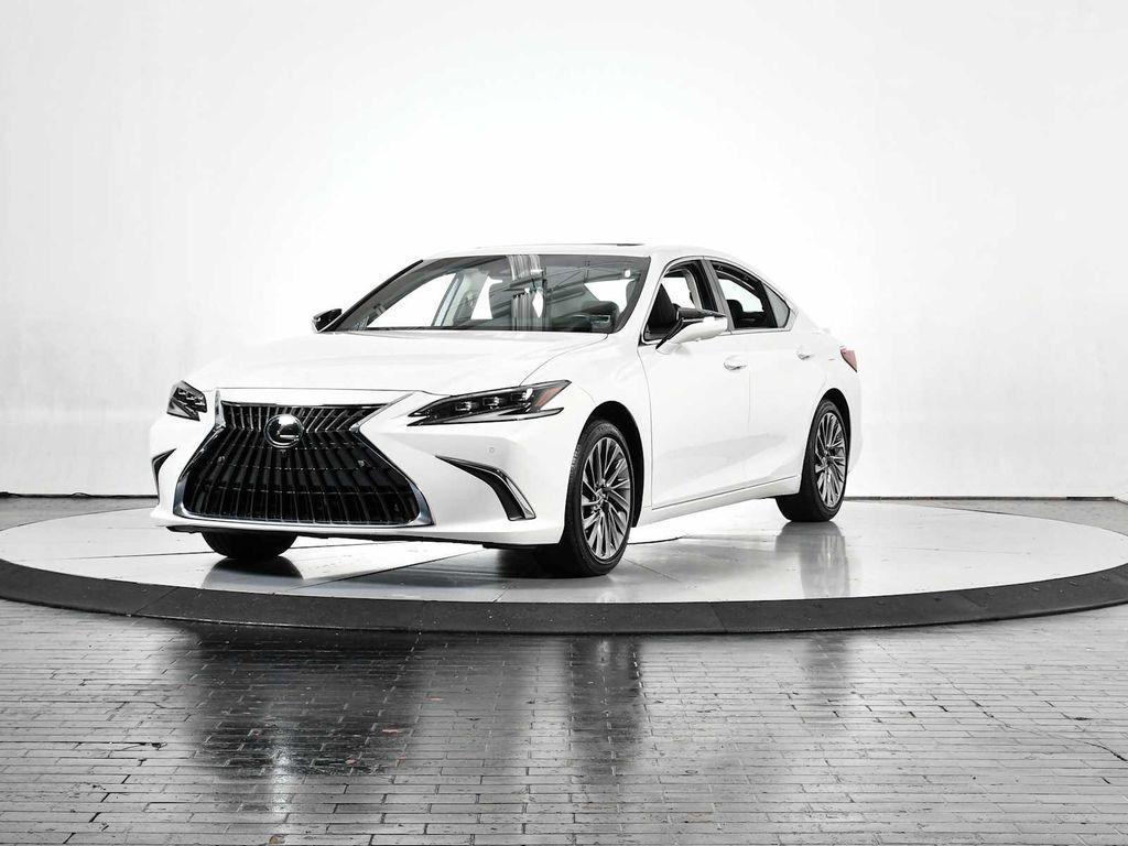 used 2024 Lexus ES 300h car, priced at $49,998