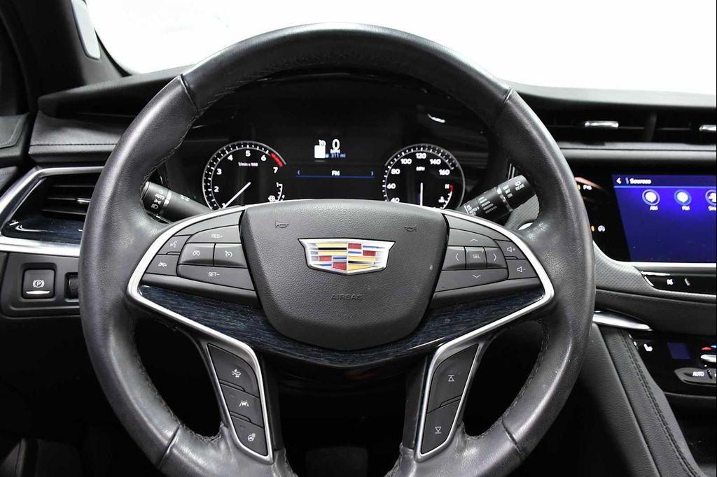 used 2024 Cadillac XT5 car, priced at $44,888