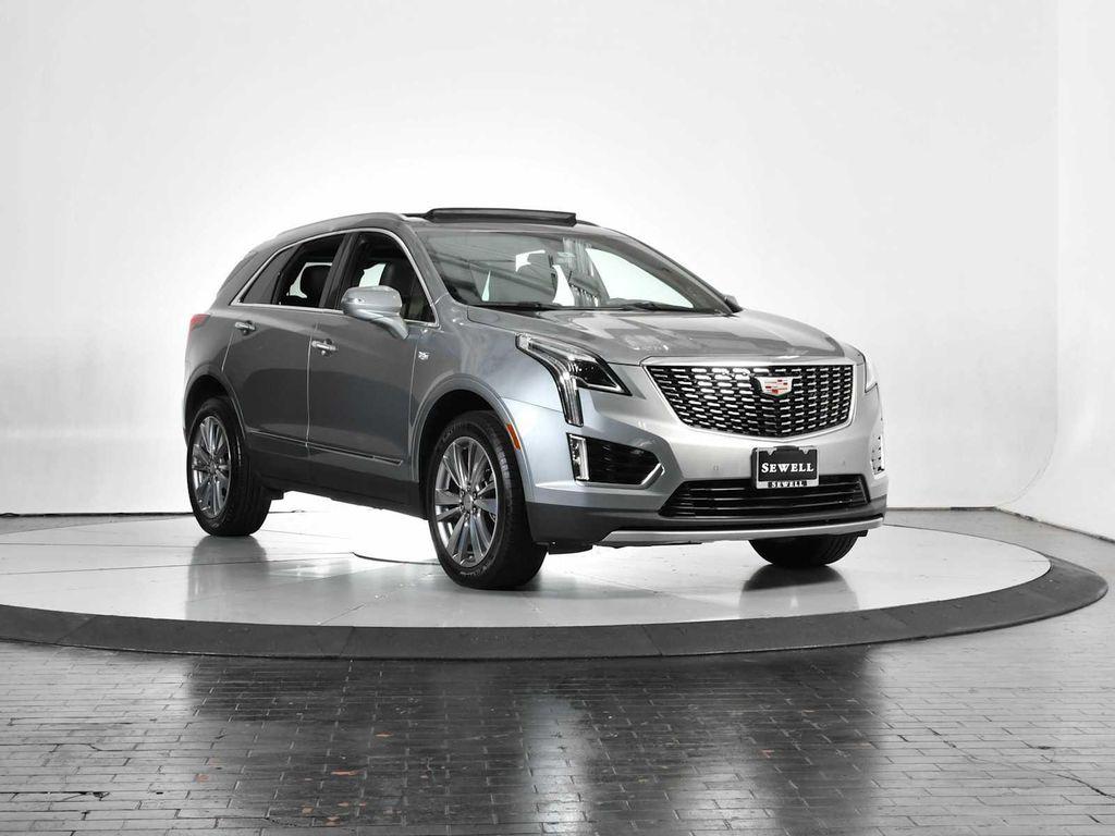 used 2024 Cadillac XT5 car, priced at $44,888