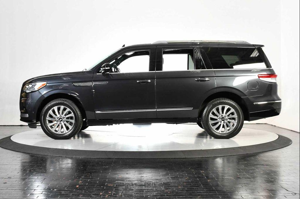 used 2024 Lincoln Navigator car, priced at $67,998