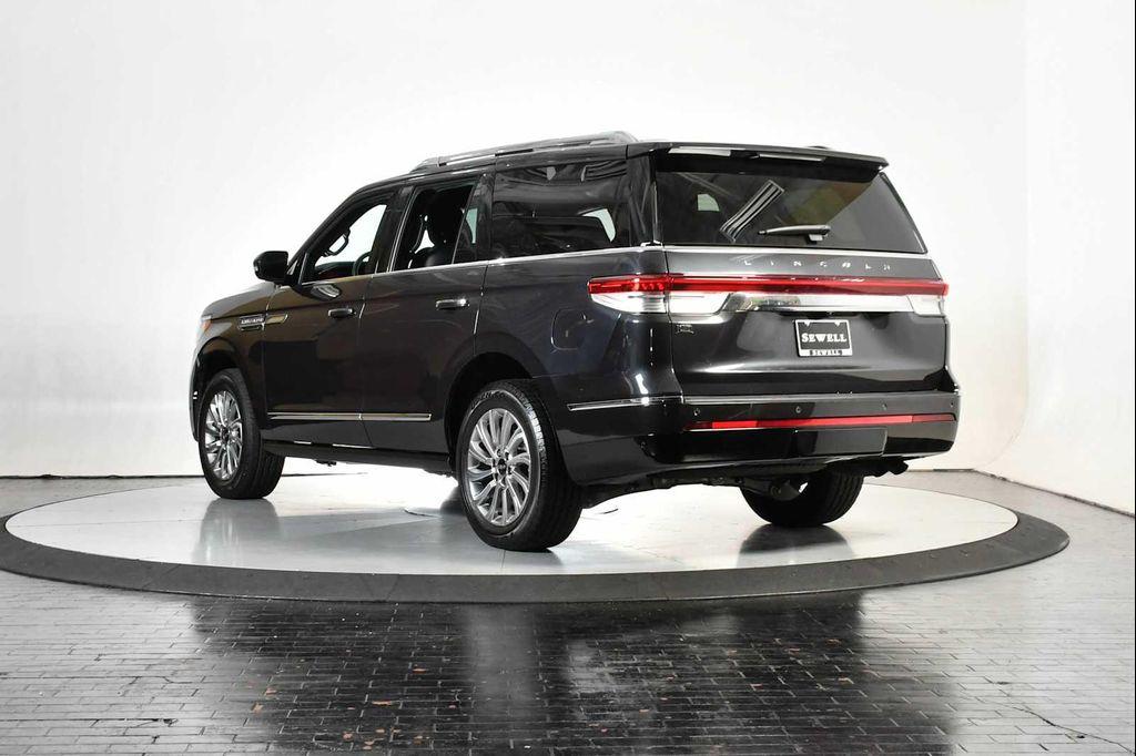 used 2024 Lincoln Navigator car, priced at $67,998