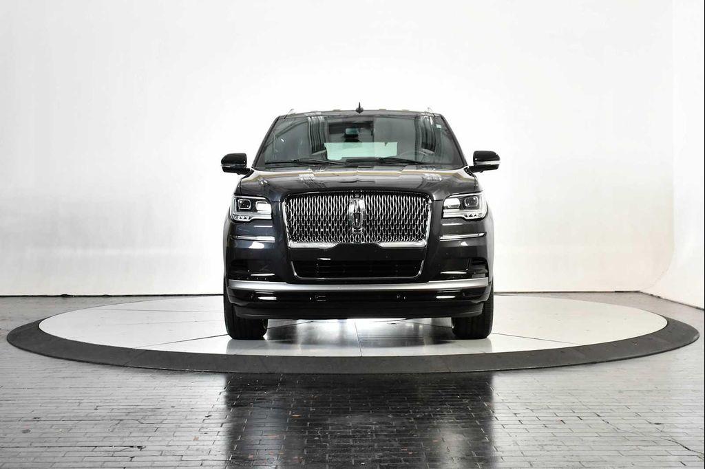 used 2024 Lincoln Navigator car, priced at $67,998