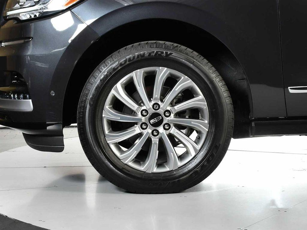 used 2024 Lincoln Navigator car, priced at $67,998