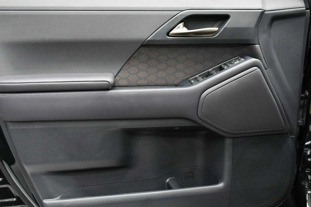 used 2025 Lexus GX 550 car, priced at $97,888