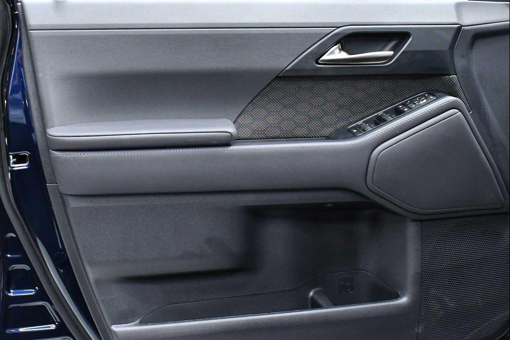 used 2025 Lexus GX 550 car, priced at $93,998