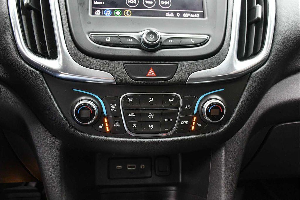 used 2020 Chevrolet Equinox car, priced at $18,888