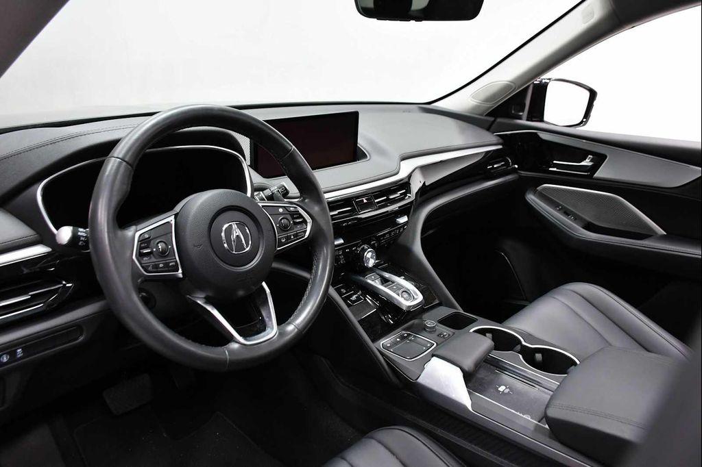 used 2024 Acura MDX car, priced at $44,888