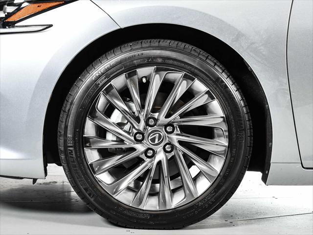 used 2024 Lexus ES 350 car, priced at $53,888