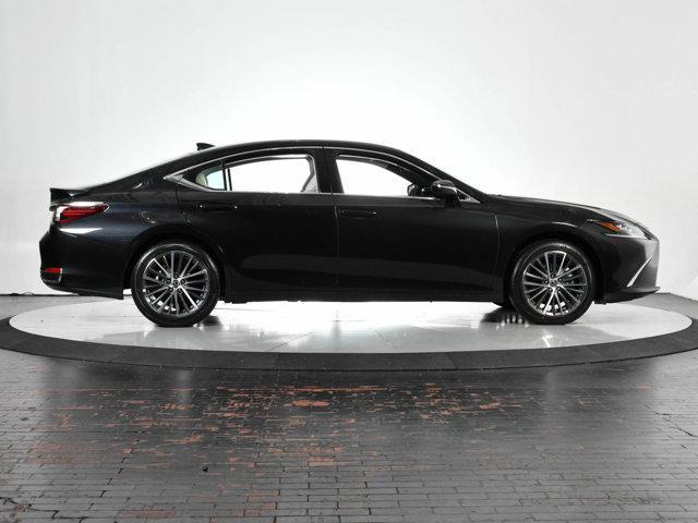 used 2025 Lexus ES 300h car, priced at $52,998