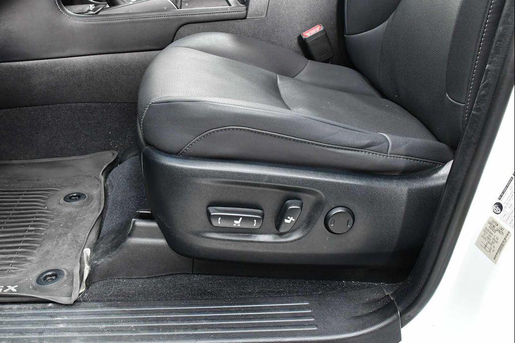 used 2022 Lexus GX 460 car, priced at $44,900