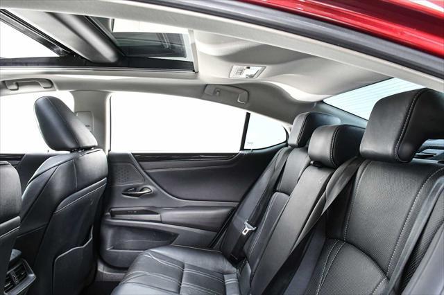 used 2019 Lexus ES 350 car, priced at $31,998