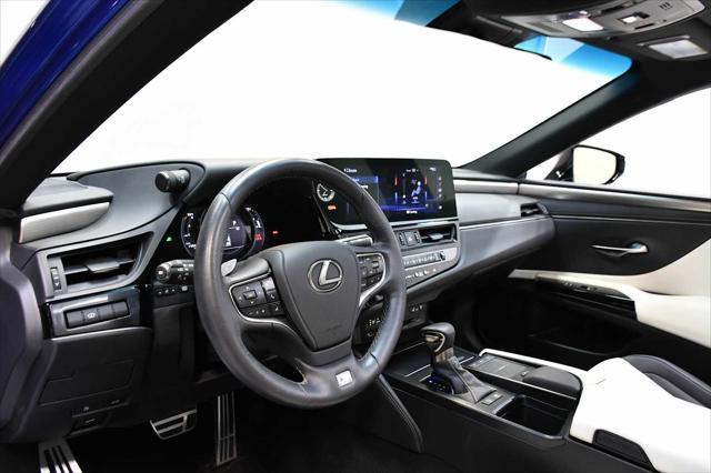 used 2022 Lexus ES 300h car, priced at $45,998