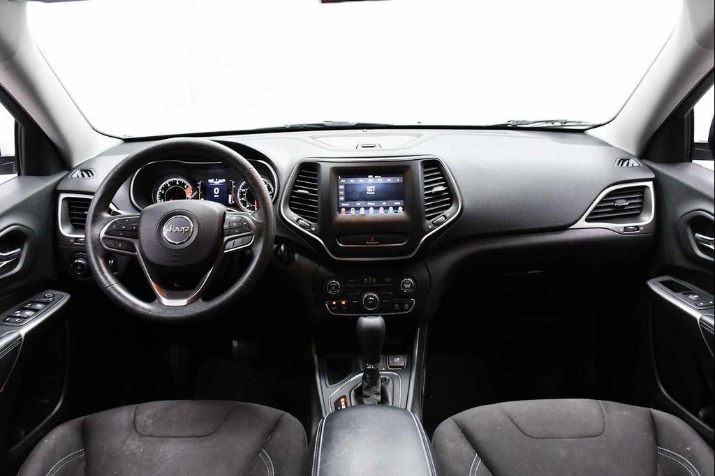 used 2019 Jeep Cherokee car, priced at $13,998