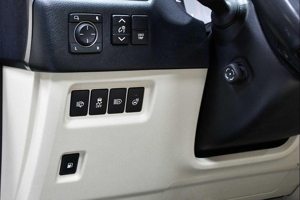 used 2023 Lexus GX 460 car, priced at $59,788