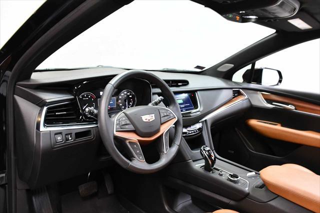 used 2024 Cadillac XT5 car, priced at $48,998