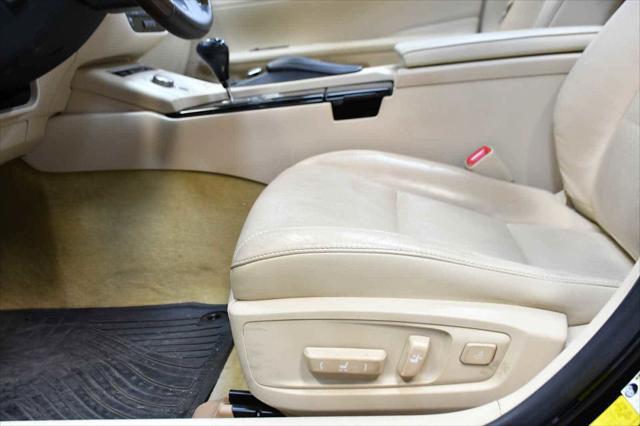 used 2013 Lexus ES 350 car, priced at $20,888