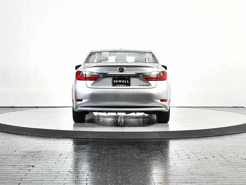 used 2016 Lexus ES 300h car, priced at $25,998