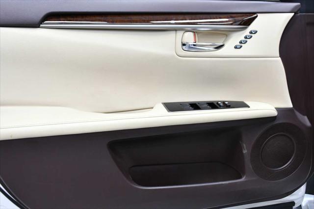 used 2016 Lexus ES 350 car, priced at $20,998