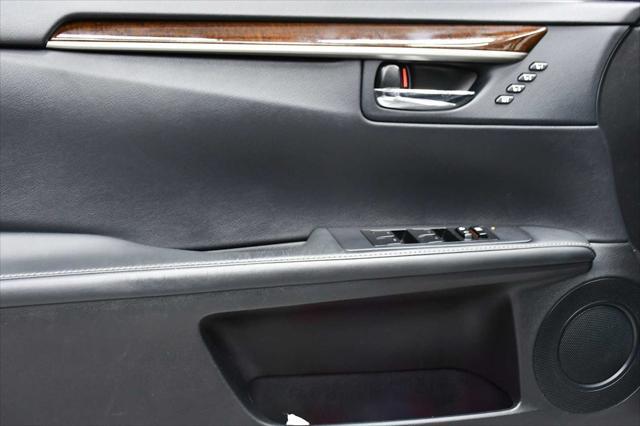 used 2014 Lexus ES 350 car, priced at $17,998