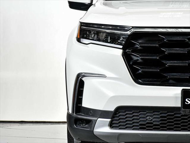 used 2023 Honda Pilot car, priced at $45,998