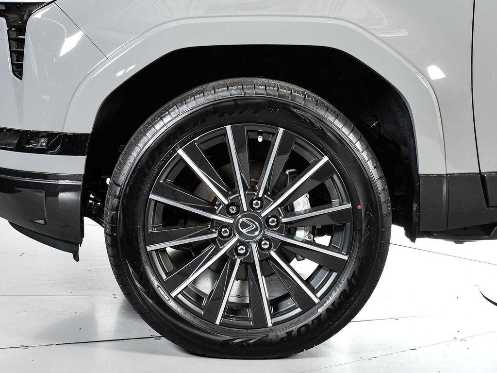 used 2025 Lexus GX 550 car, priced at $105,998