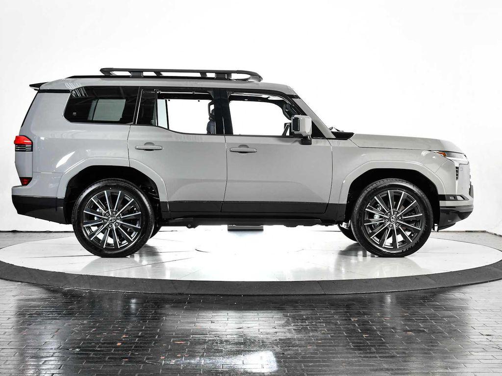 used 2025 Lexus GX 550 car, priced at $105,998