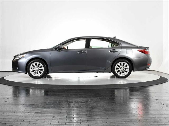 used 2013 Lexus ES 300h car, priced at $17,998