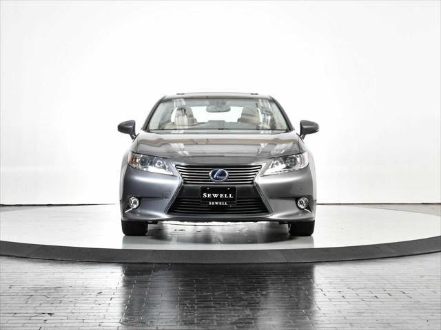 used 2013 Lexus ES 300h car, priced at $17,998