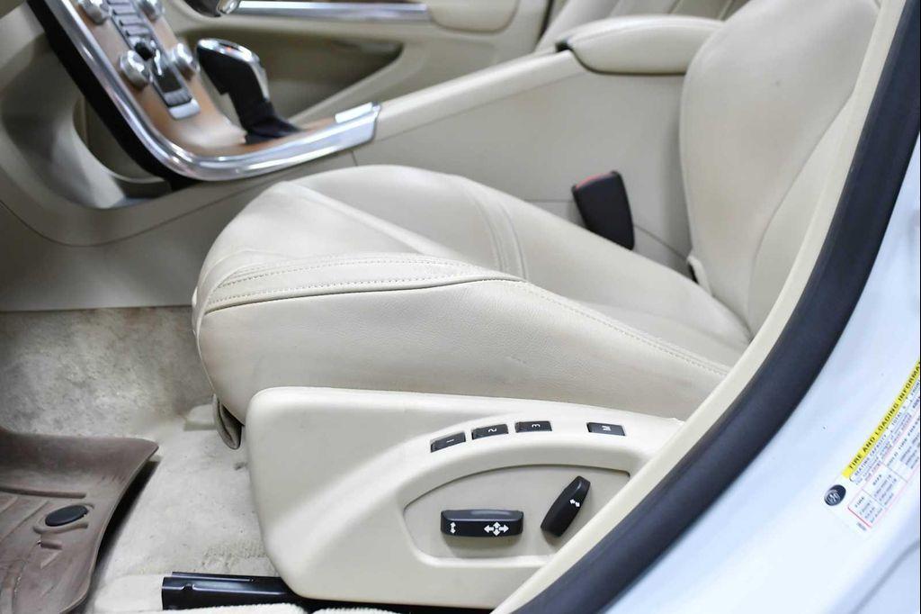 used 2016 Volvo S60 Inscription car, priced at $15,998