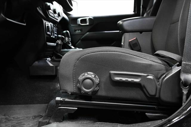 used 2018 Jeep Wrangler Unlimited car, priced at $32,998