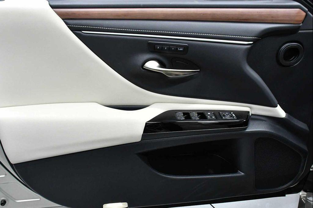 used 2025 Lexus ES 350 car, priced at $49,998
