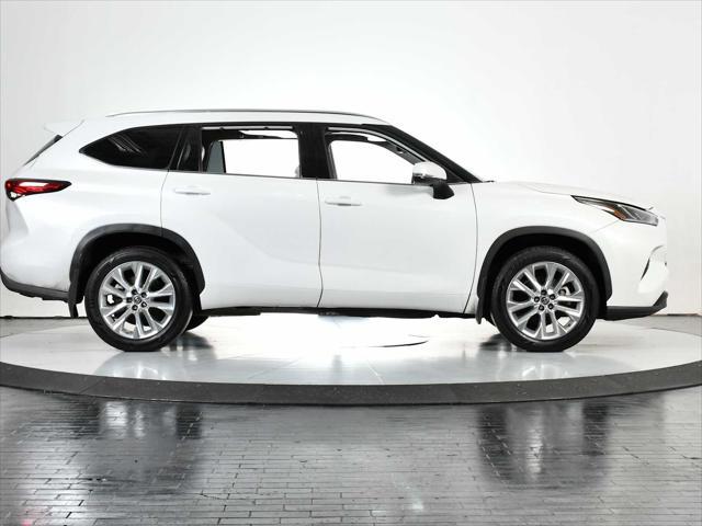 used 2023 Toyota Highlander car, priced at $36,998