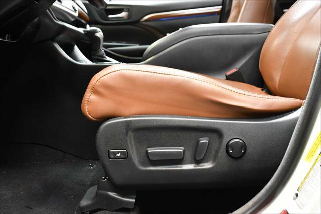used 2018 Toyota Highlander car, priced at $29,888