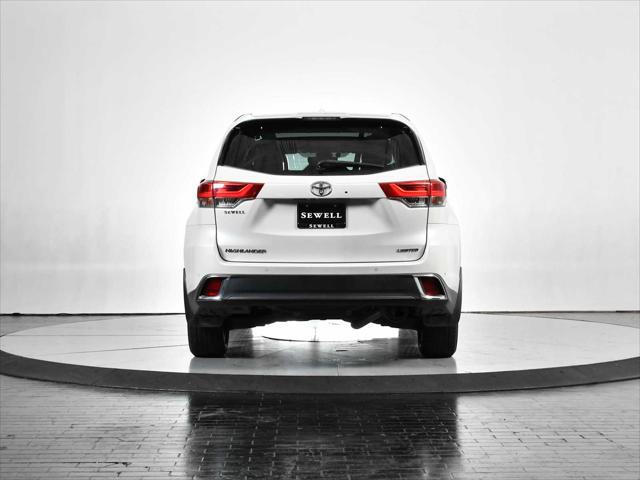 used 2018 Toyota Highlander car, priced at $29,888