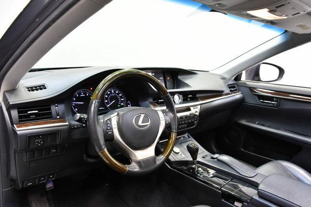 used 2013 Lexus ES 350 car, priced at $17,998