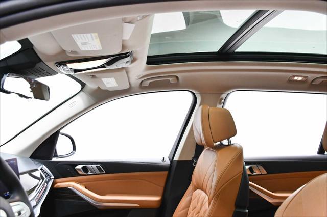 used 2024 BMW X7 car, priced at $72,500