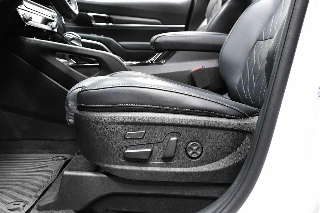 used 2024 Kia Telluride car, priced at $47,888