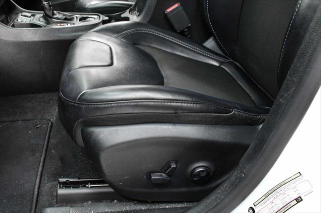used 2019 Jeep Cherokee car, priced at $17,998