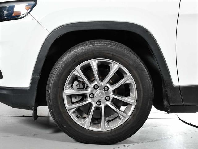 used 2019 Jeep Cherokee car, priced at $17,998