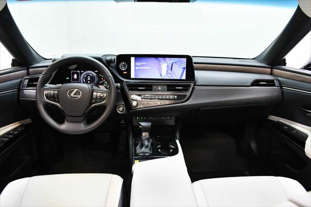 used 2023 Lexus ES 300h car, priced at $49,998