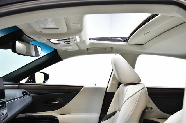 used 2023 Lexus ES 300h car, priced at $49,998