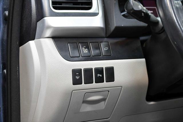 used 2015 Toyota Highlander car, priced at $20,998