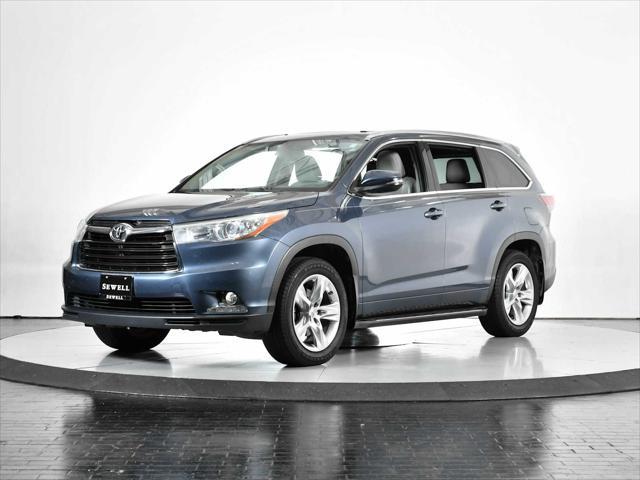 used 2015 Toyota Highlander car, priced at $20,998