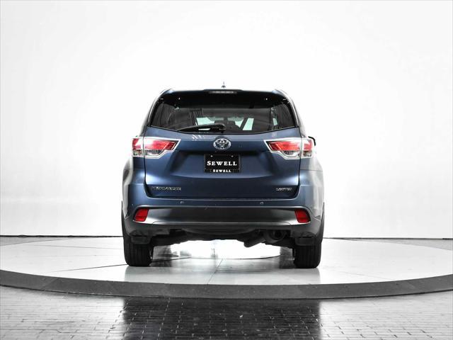 used 2015 Toyota Highlander car, priced at $20,998