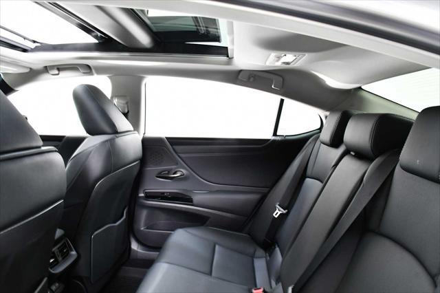 used 2025 Lexus ES 350 car, priced at $51,998