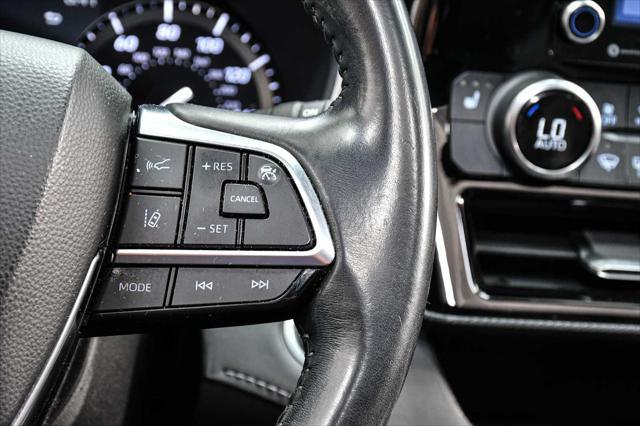 used 2021 Toyota Highlander car, priced at $32,998