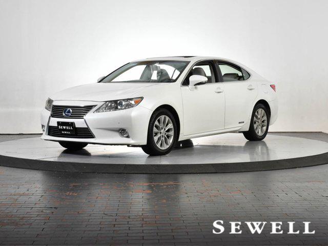 used 2015 Lexus ES 300h car, priced at $20,998