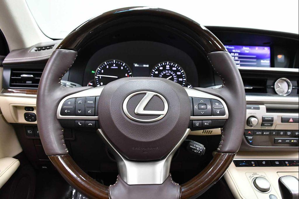 used 2017 Lexus ES 350 car, priced at $21,888